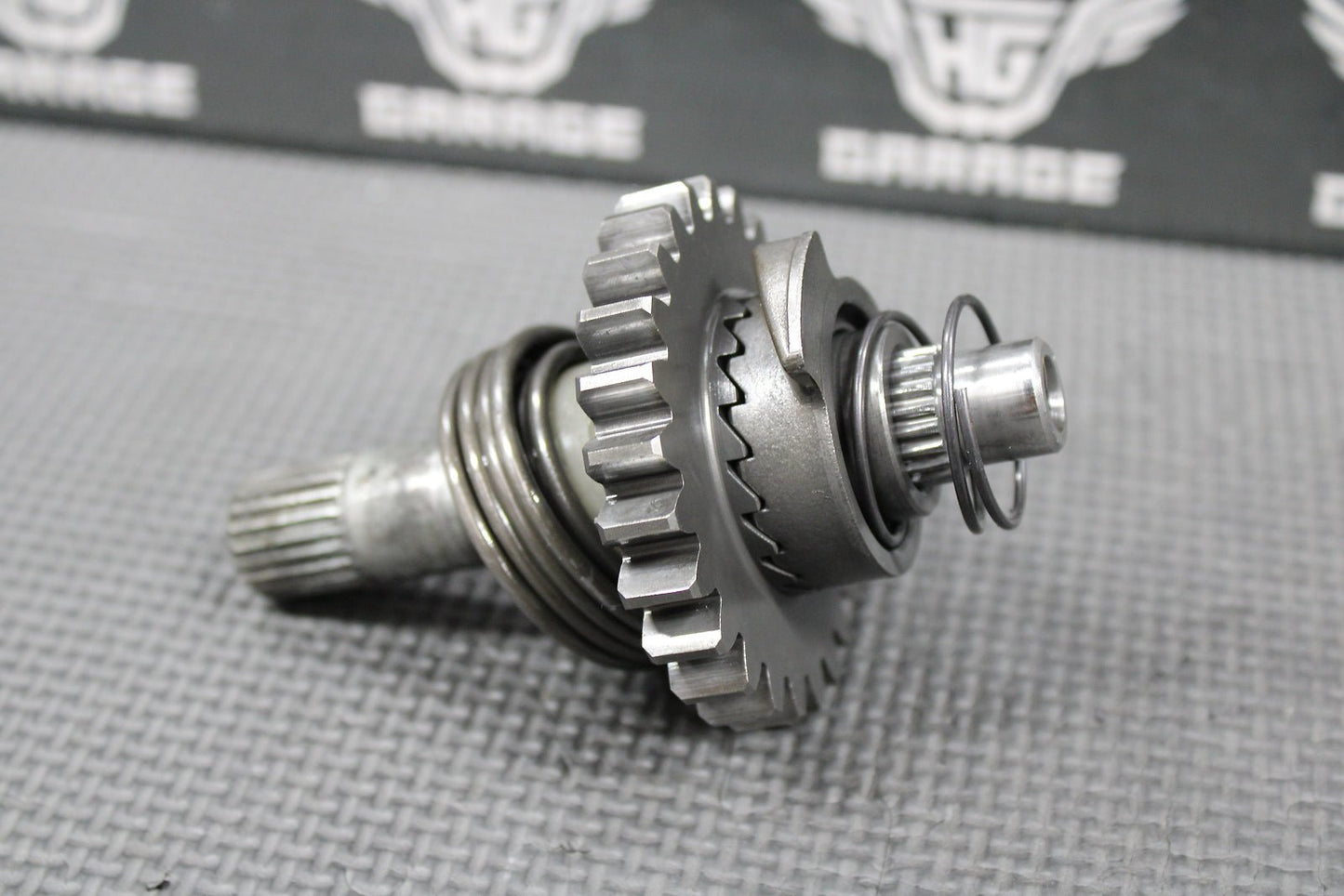 1985 HONDA CR125R OEM KICKSTART KICK START SHAFT W IDLER GEAR 28210 - KA3 - 710 - hggarage