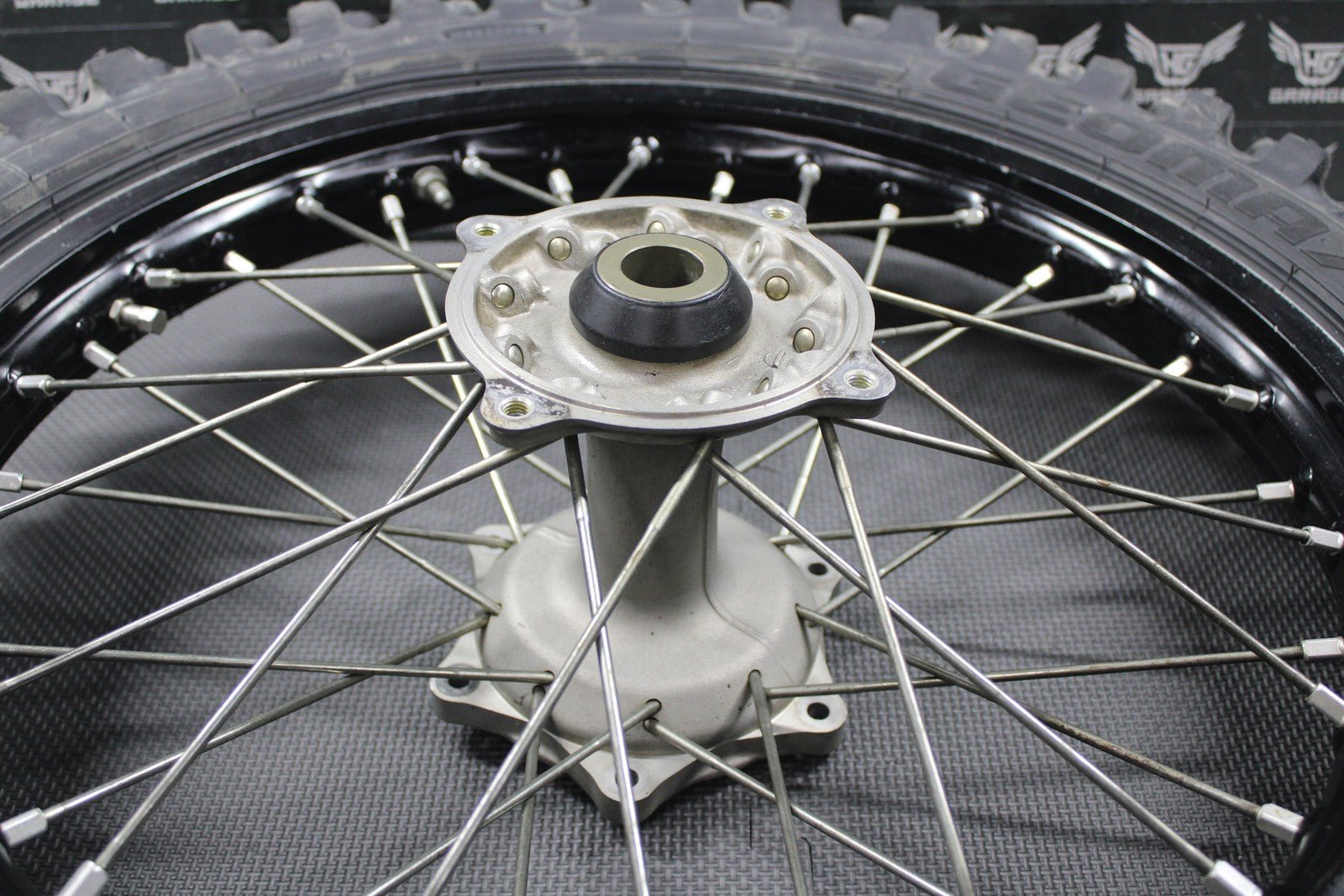 2020 SUZUKI RMZ250 OEM BLACK REAR BACK WHEEL RIM HUB TIRE 64100 - 46K00 19 x 1.85" - hggarage