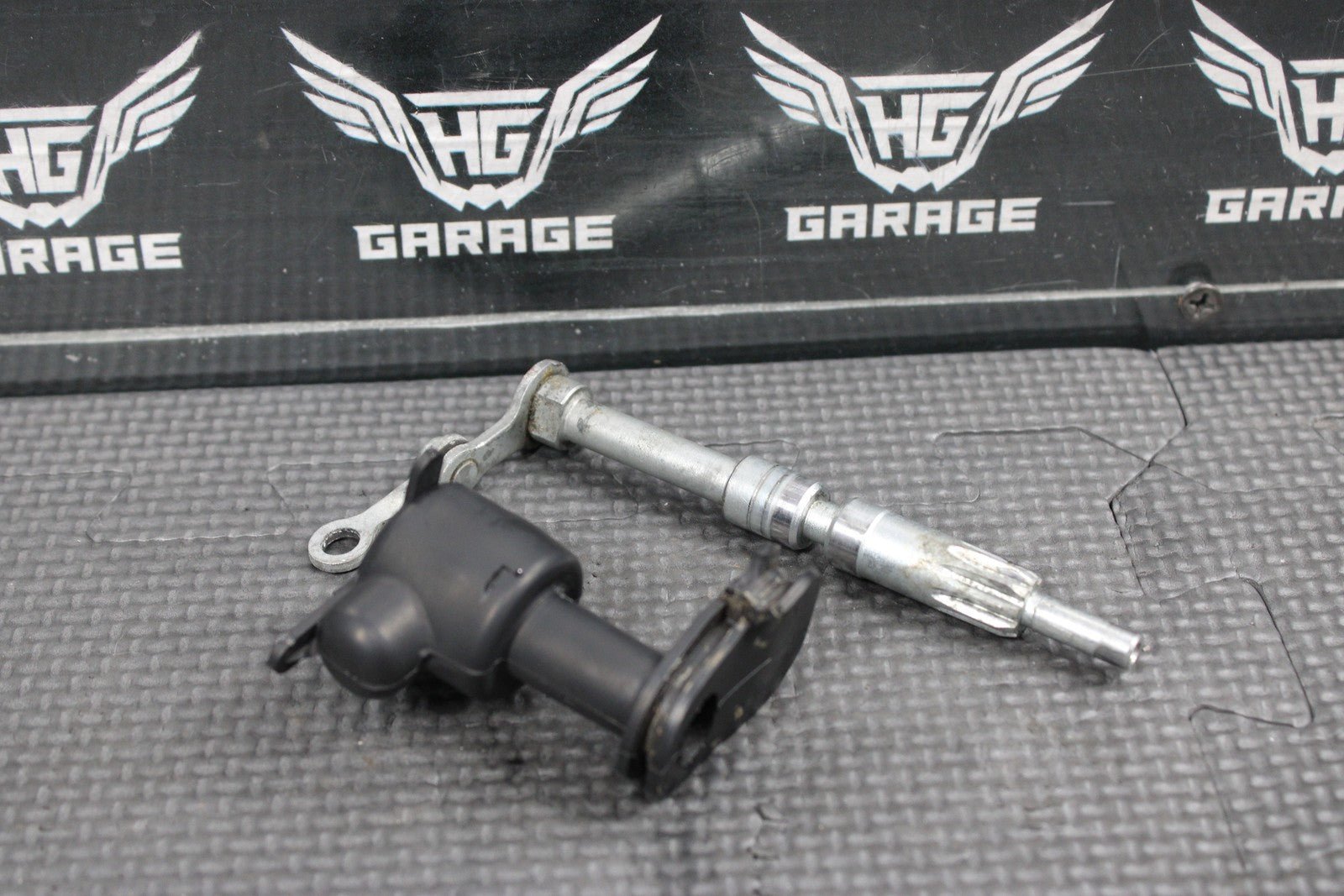 2001 KAWASAKI KX100 KX85 OEM ENGINE POWERVALVE EXHUAST VALVE LINKAGE ARM ROD - hggarage