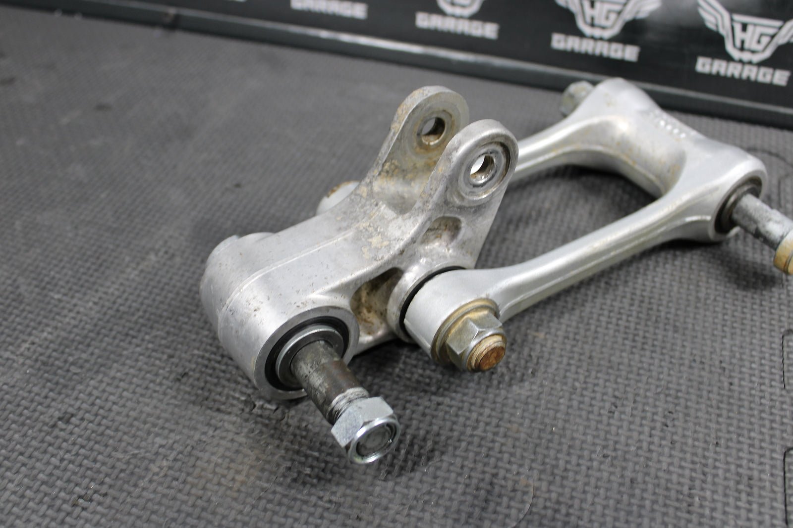 2008 YAMAHA YZ250F YZ450F OEM REAR SHOCK LINKAGE LINKS 5XC - 2217A - L0 - 00 - hggarage