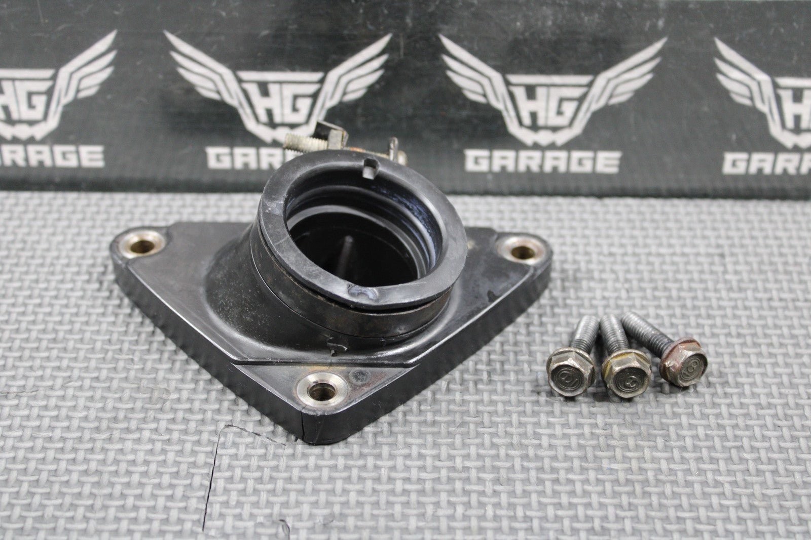 1991 HONDA 86 - 04 XR250R OEM CARB CARBURETOR JOINT INTAKE BOOT 16211 - KT1 - 013 - hggarage