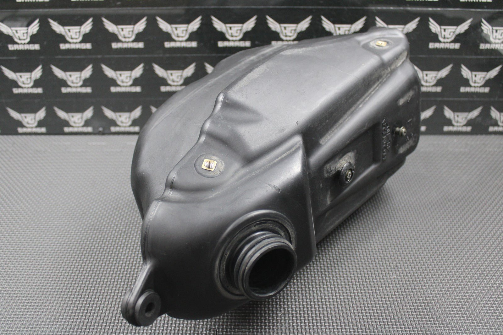 2005 HONDA 02 - 07 CR125R CR250R OEM GAS FUEL TANK RESERVOIR 17510 - KSK - 010 NICE! - hggarage