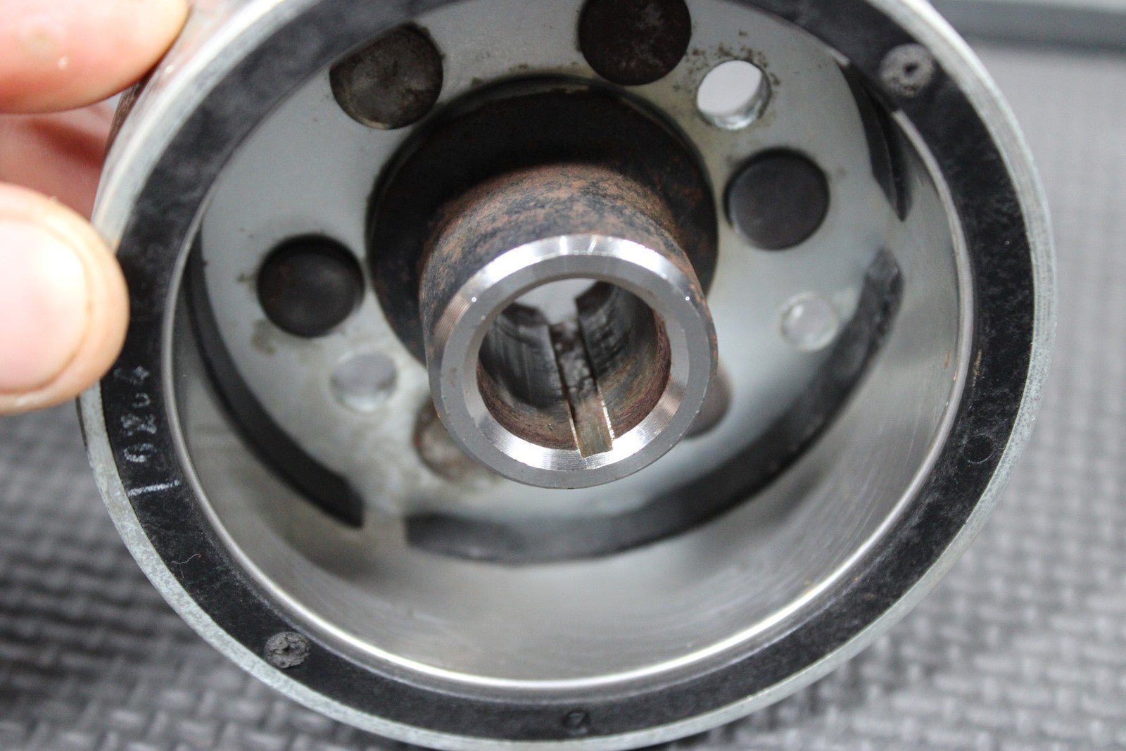 2003 KAWASAKI 00 - 09 KX65 OEM STATOR MAGNETO ROTOR FLYWHEEL 21007 - 1364 - hggarage