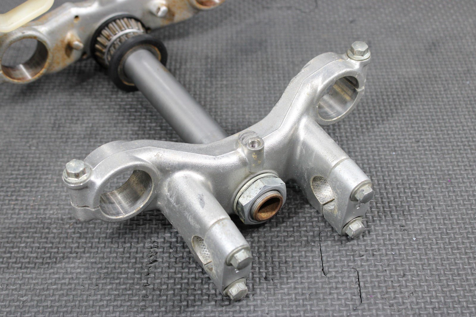 2004 00 - 04 KAWASAKI KX65 OEM FRONT FORKS LOWER UPPER TRIPLE TREE STEM CLAMP - hggarage
