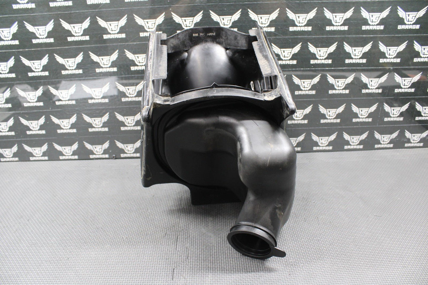 1999 SUZUKI RM125 MODEL X OEM AIRBOX AIR CLEANER FILTER BOX INTAKE 13700 - 36E01 - hggarage