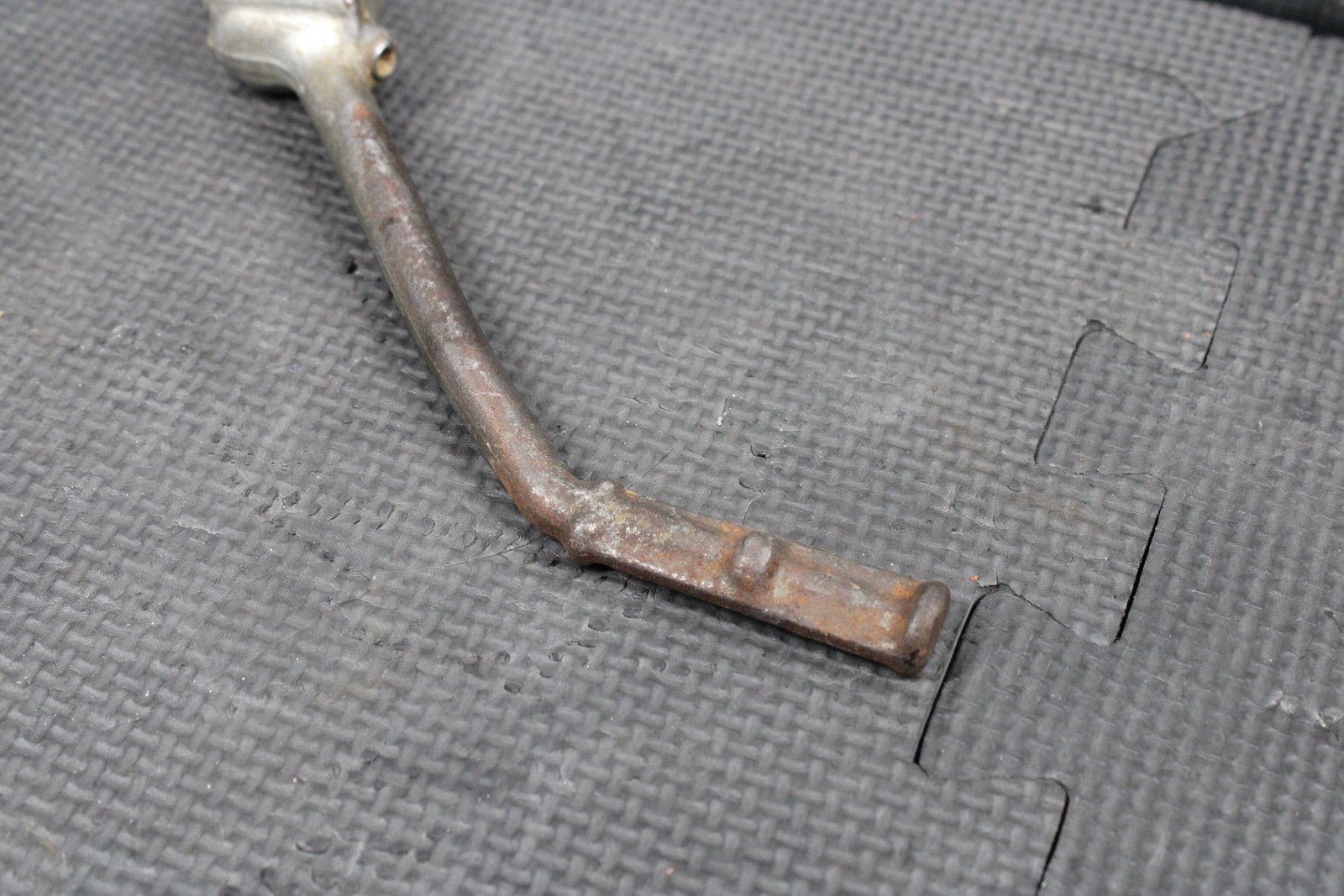 2KAWASAKI KX100 KX85 OEM KICKSTART KICK START PEDAL 13064 - 1188 - hggarage