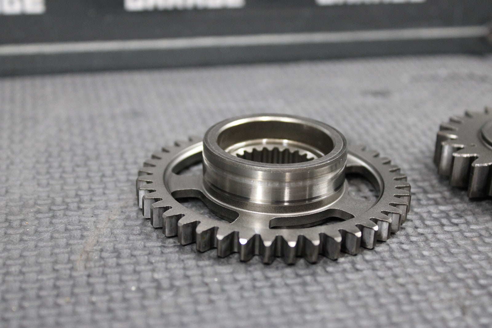 2007 02 - 08 HONDA CRF450R OEM ENGINE MOTOR CRANKSHAFT PRIMARY GEAR DRIVE GEARS - hggarage