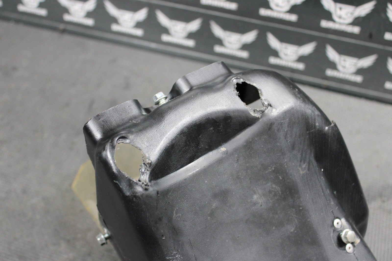 2000 Kawasaki 98 - 00 KX100 KX80 OEM Airbox Intake Air Cleaner Case 11011 - 1511 - hggarage