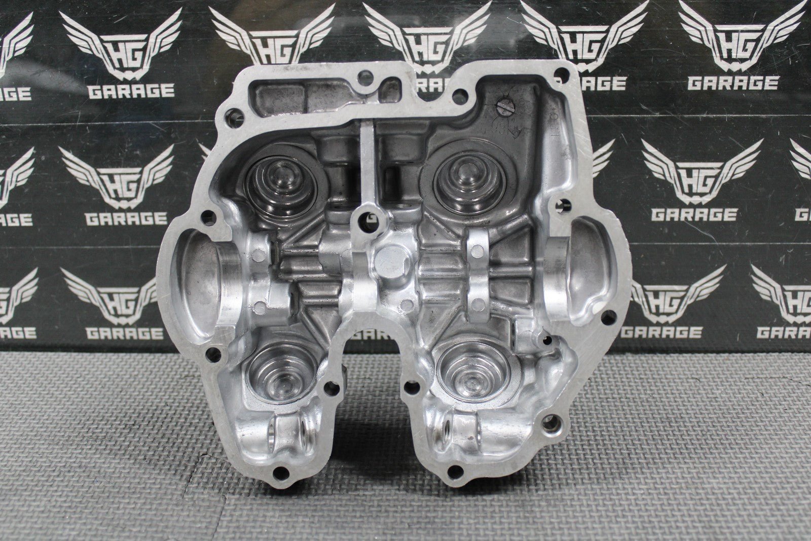 1989 HONDA 88 - 95 XR250R OEM ENGINE CYLINDER HEAD VALVE COVER 12311 - KT1 - 780 NICE! - hggarage