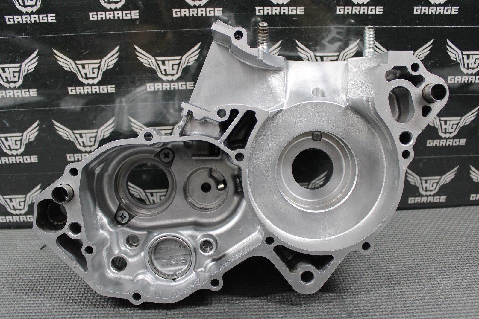 2003 HONDA CR250R OEM LEFT ENGINE CRANKCASE CRANK CASE BLOCK 04922 - KZ3 - L31 NICE! - hggarage