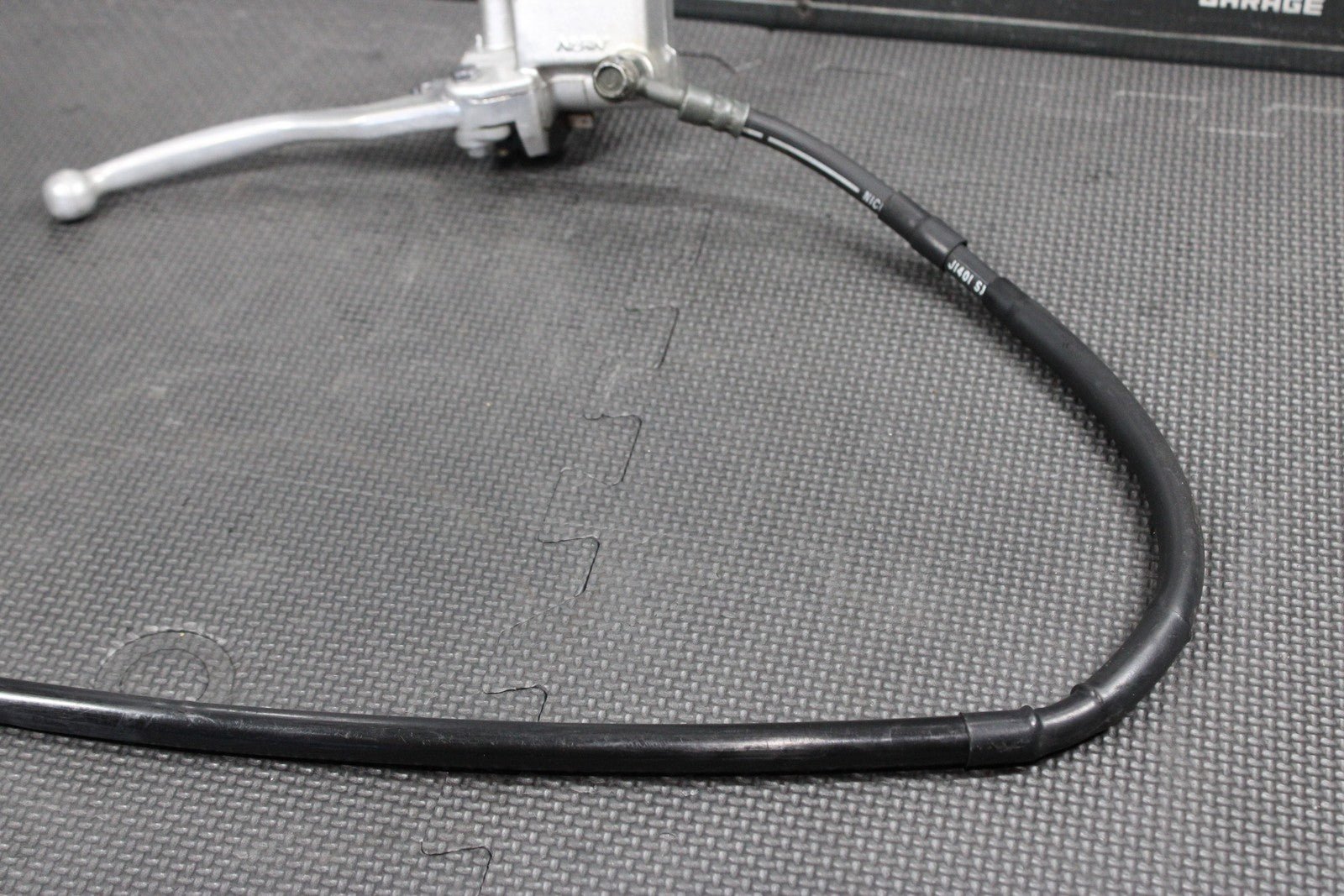 2005 SUZUKI DR200SE OEM FRONT BRAKE CALIPER MASTER CYLINDER HOSE BRAKE LEVER KIT - hggarage