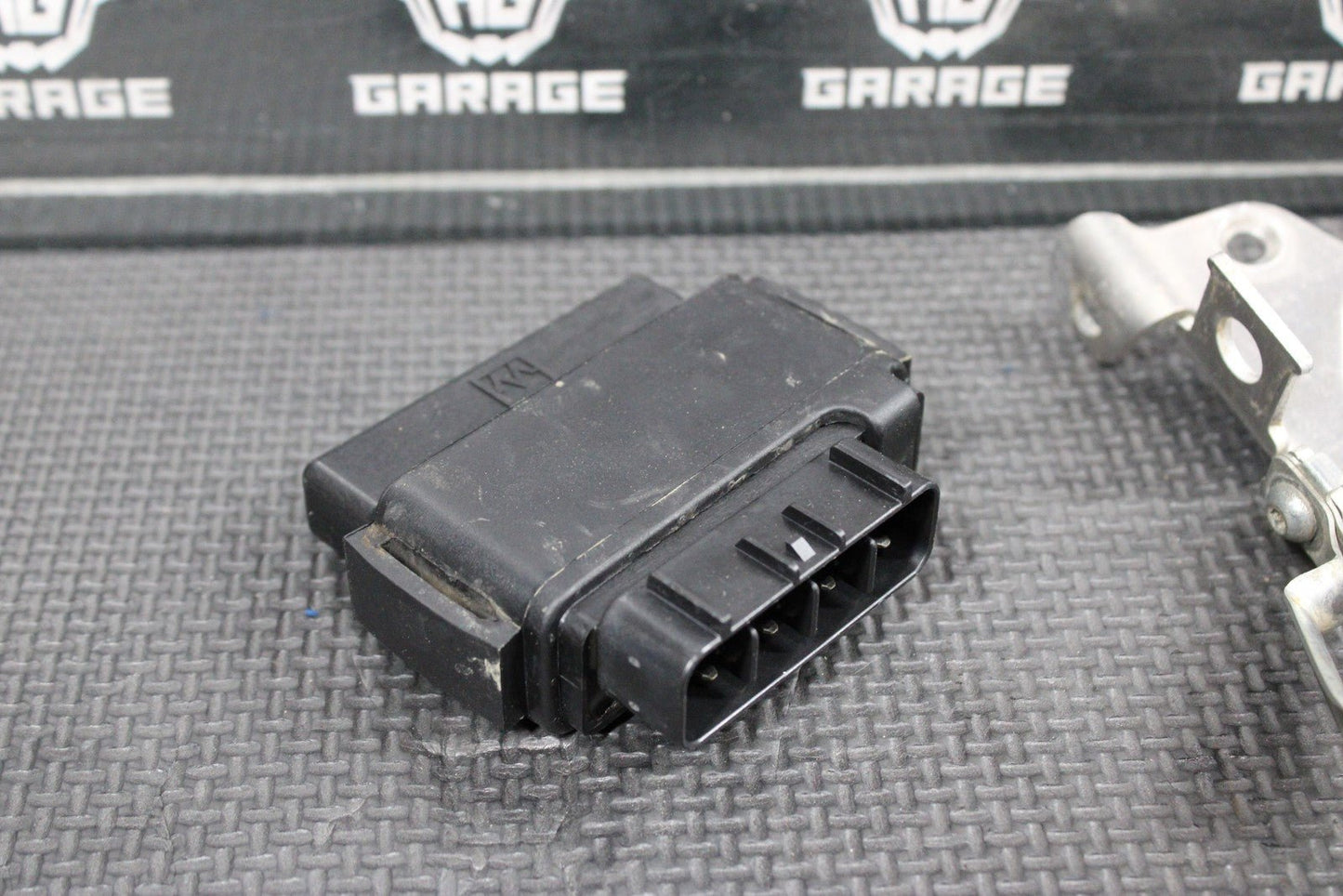 2006 YAMAHA YZ450F OEM ECU COMPUTER CONTROLLER UNIT ECM CDI 2S2 - 85540 - 00 - 00 - hggarage