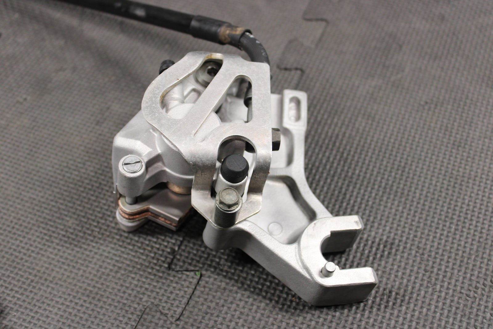 2001 Honda XR250R OEM Nissin Rear Back Brake Caliper Master Cylinder Lever - hggarage