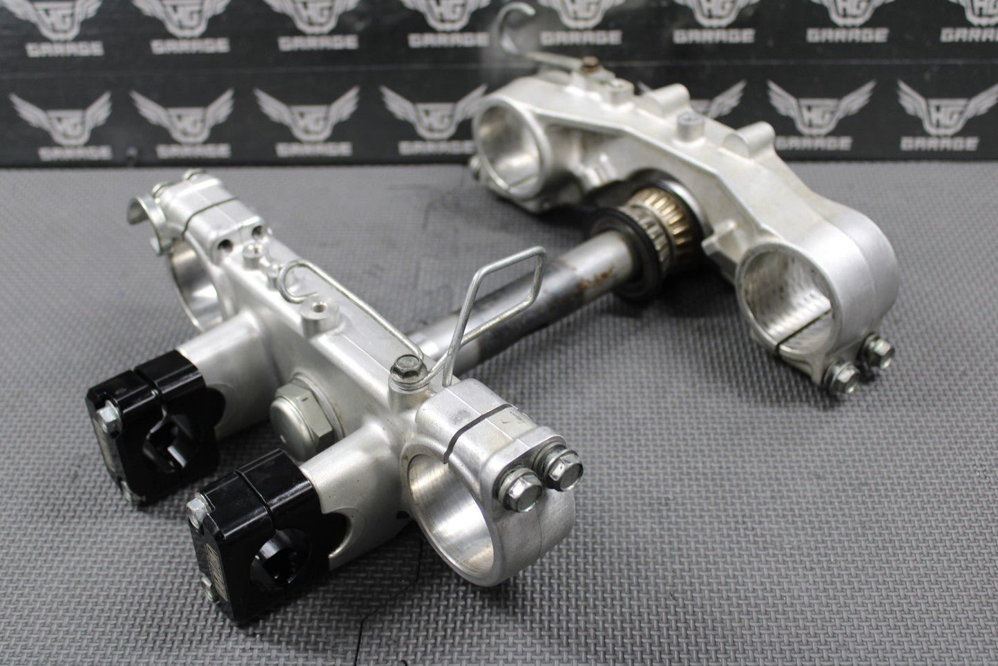 2003 KAWASAKI KLX400SR OEM FRONT FORK LOWER UPPER TRIPLE TREE STEM FAT BAR CLAMP - hggarage