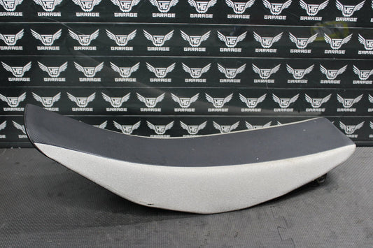 2010 Yamaha YZ450F OEM Seat Saddle 33D - 24710 - 10 - 00 - hggarage