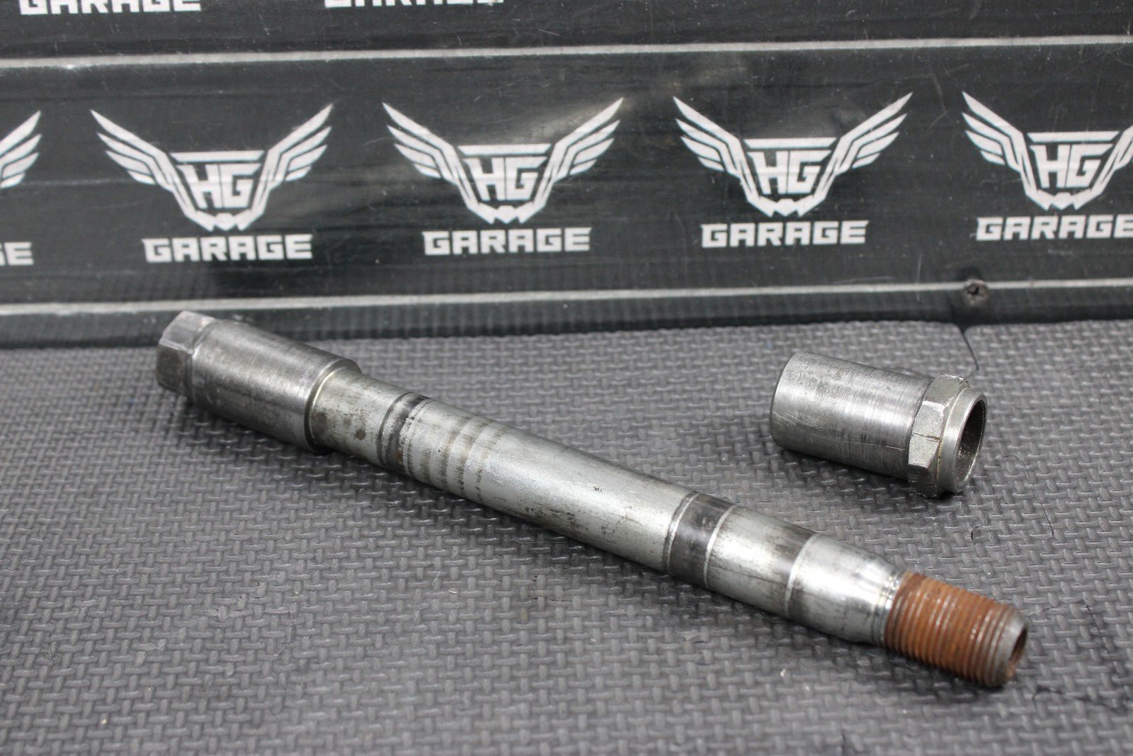 1997 KAWASAKI KX125 KX250 OEM FRONT WHEEL RIM AXLE PIVOT BOLT NUT 41068 - 1342 - hggarage