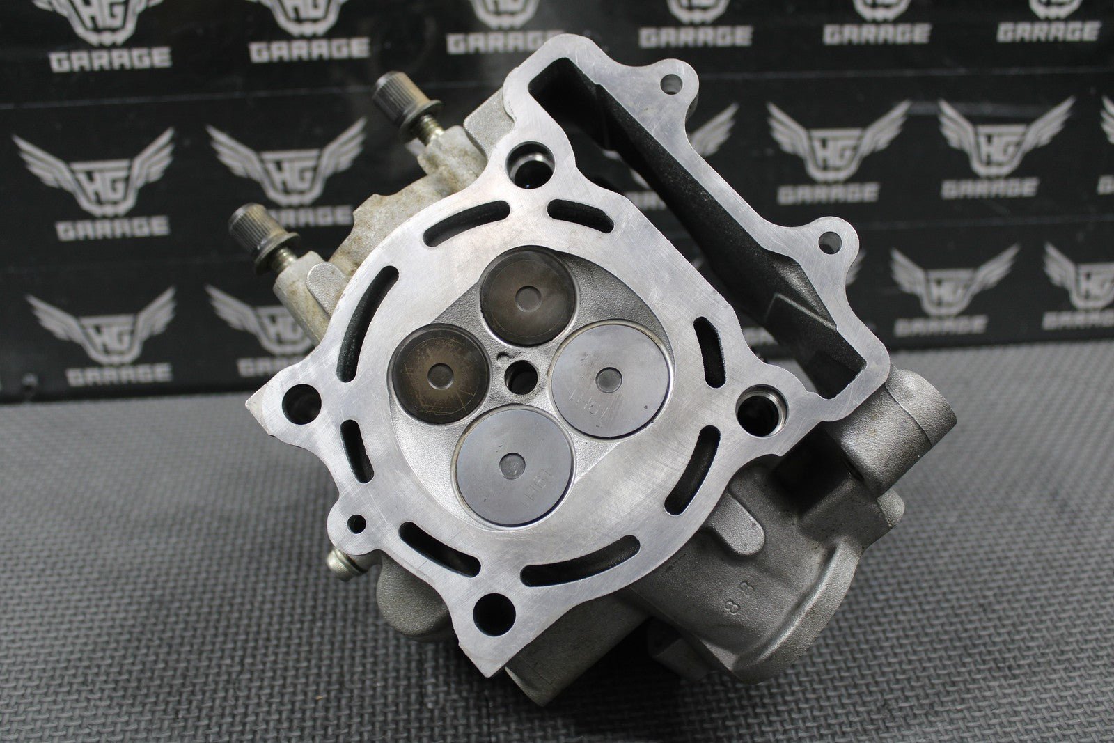 2019 SUZUKI 19 - 25 RMZ250 OEM CYLINDER HEAD VALVES CAMSHAFTS 11100 - 46K00 MINT! - hggarage