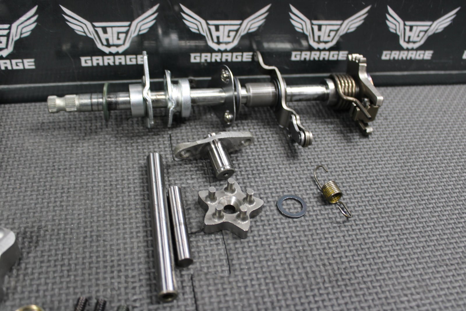 2009 Yamaha TTR110E OEM Engine Transmission Tranny Assembly Gears - hggarage