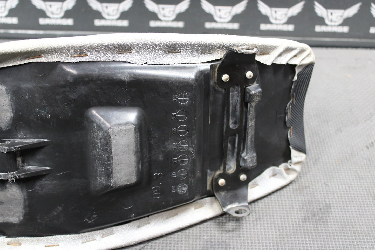 2010 Yamaha YZ450F OEM Seat Saddle 33D - 24710 - 10 - 00 - hggarage