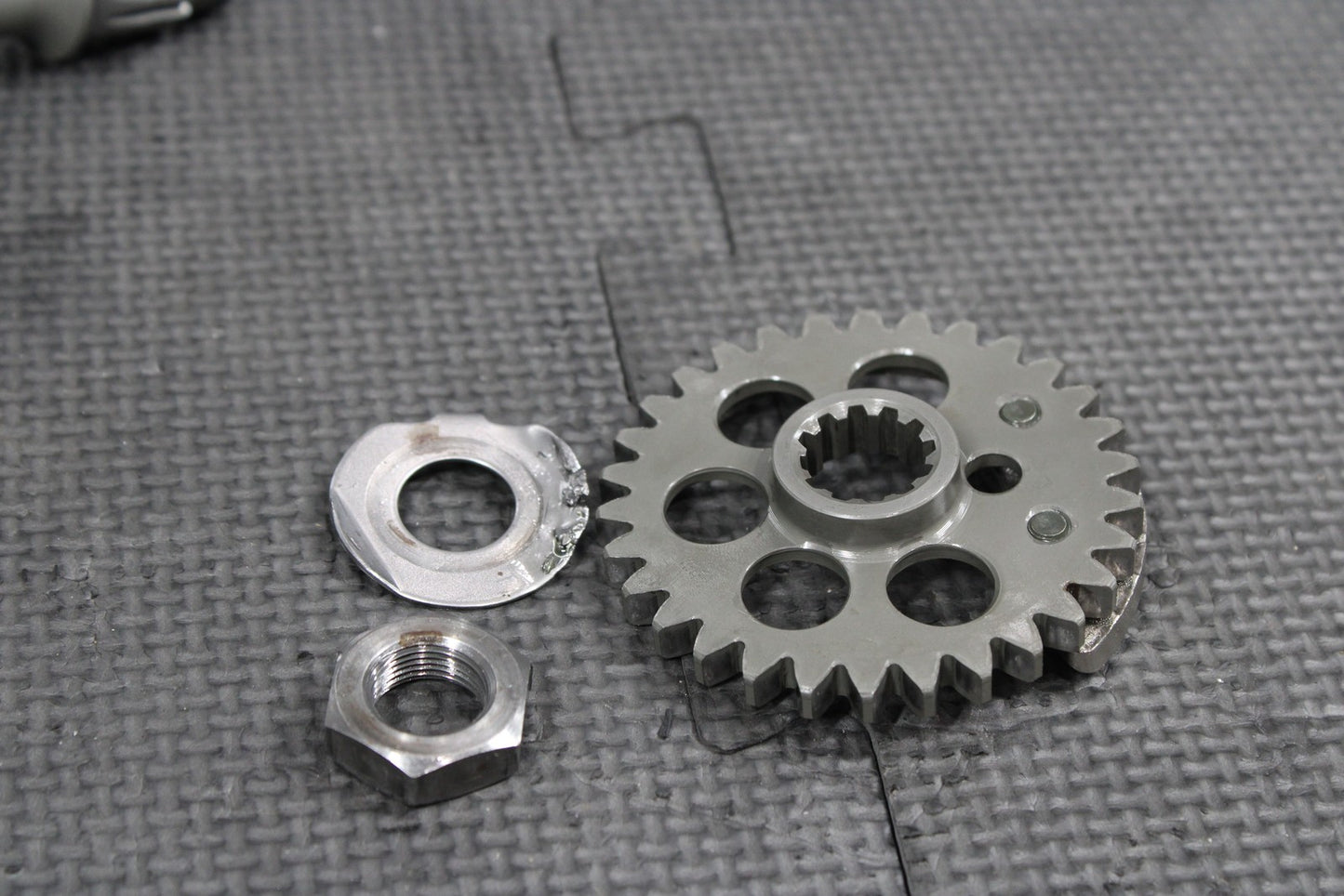 2006 YAMAHA WR250F YZ250F OEM ENGINE CRANKSHAFT BALANCER GEAR COUNTER BALANCER - hggarage