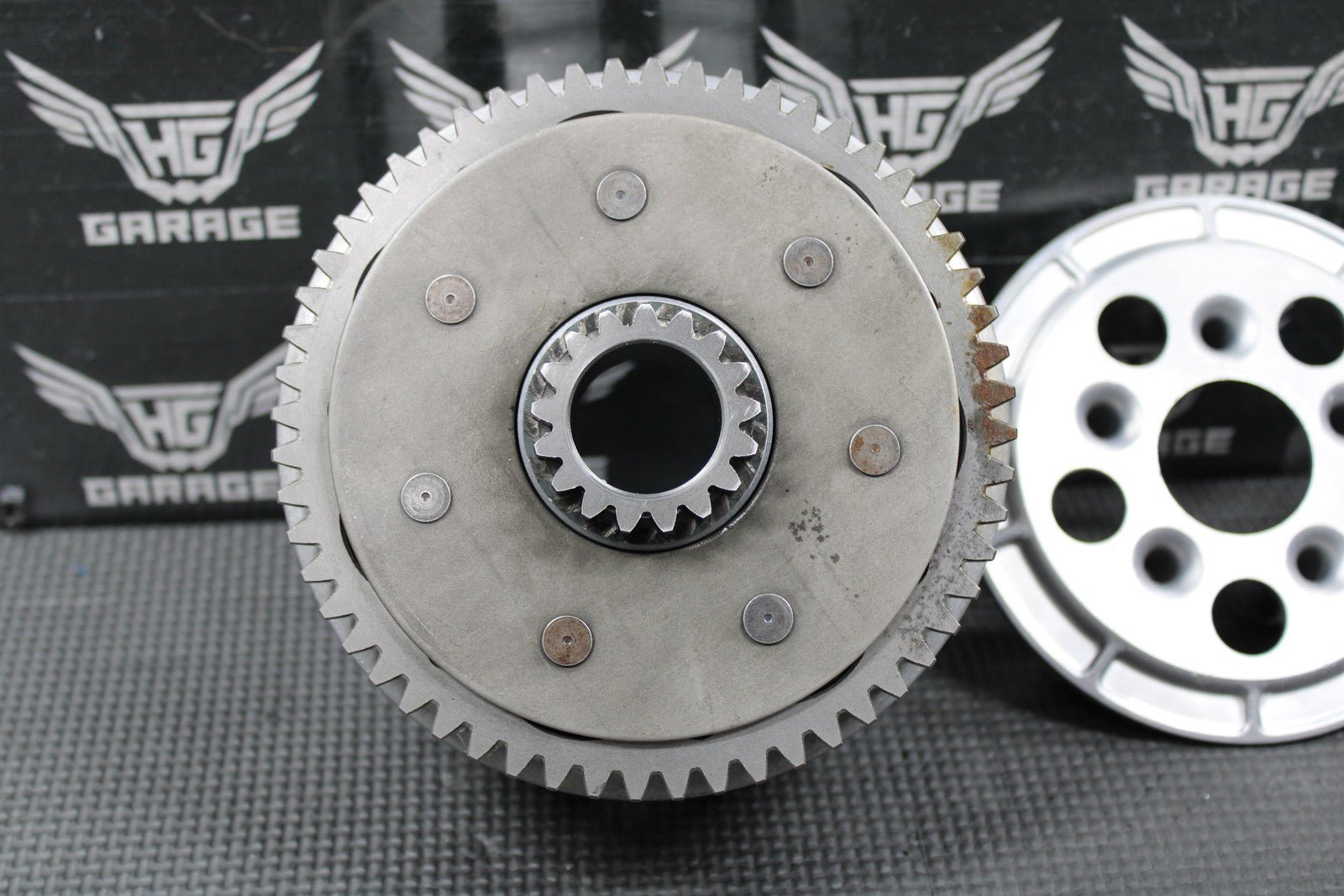 1992 KAWASAKI KX125 OEM CLUTCH BASKET CENTER HUB PRESSURE PLATE 13095 - 1265 - hggarage