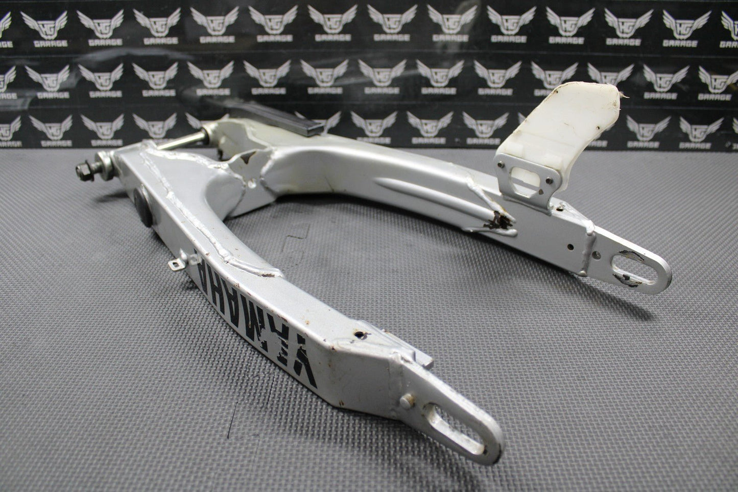 2005 YAMAHA TTR230 05 - 22 OEM SWINGARM SWING ARM REAR SUSPENSION 1C6 - F2110 - 00 - 35 - hggarage