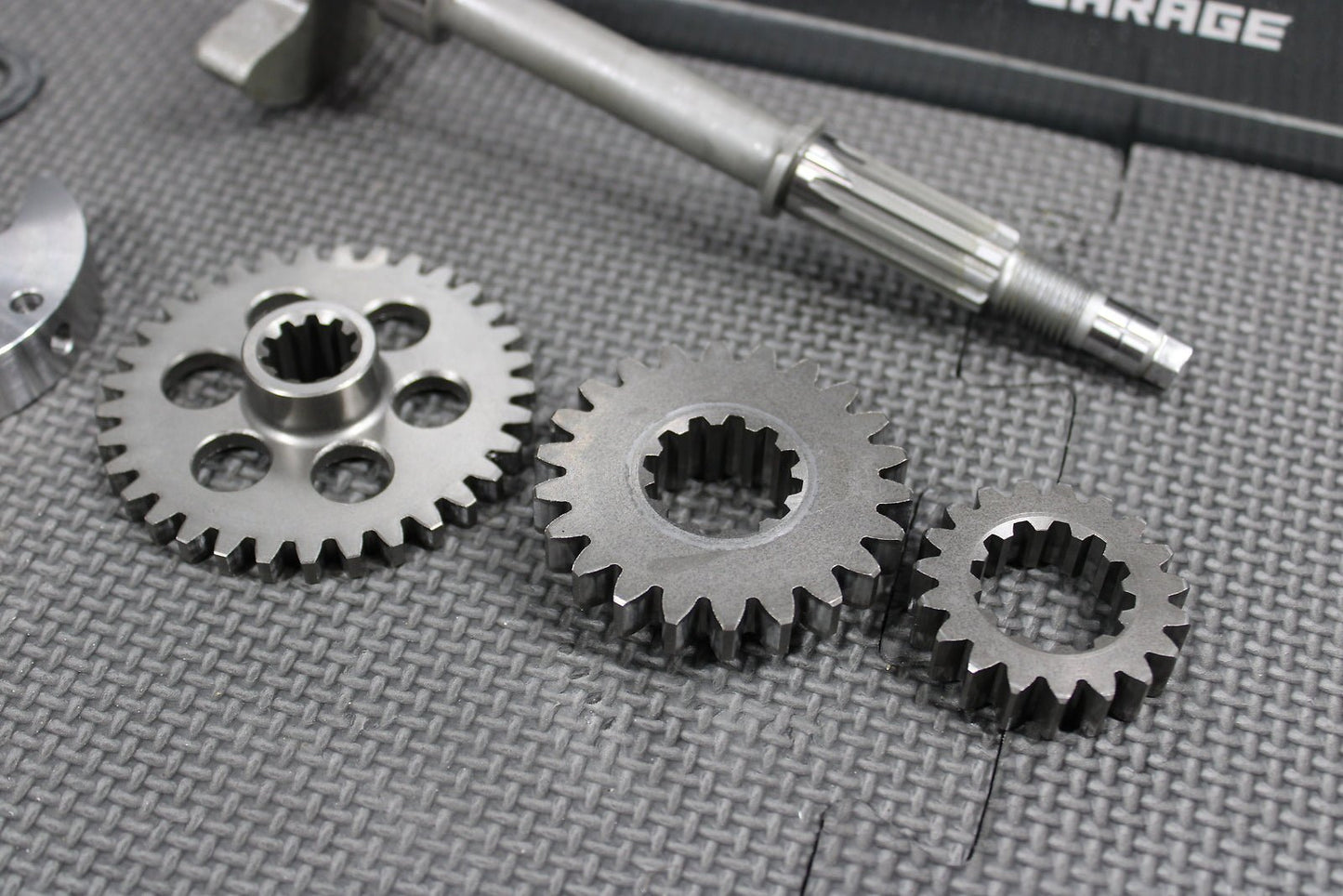 2006 Kawasaki KX450F OEM Engine Motor Crankshaft Balancer Gear 13041 - 0014 - hggarage