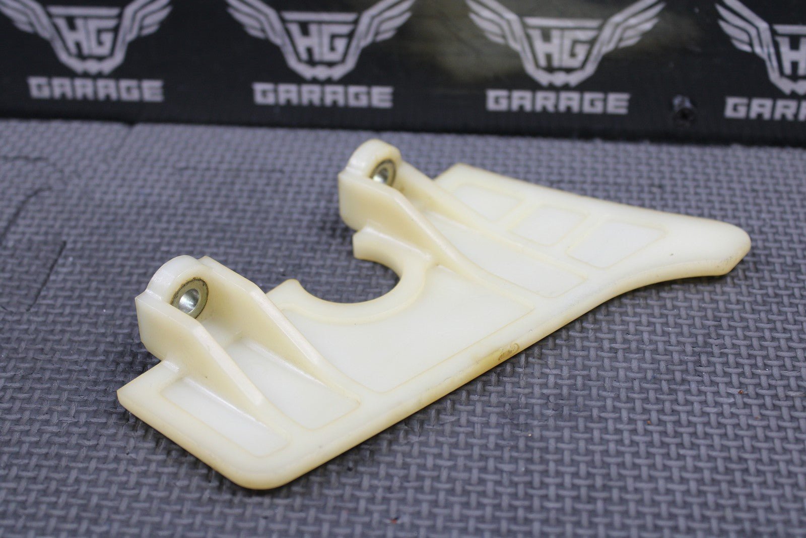 1988 HONDA 87 - 88 CR125R CR250R CR500R OEM CHAIN SPLASH GUARD GUIDE 52180 - KS6 - 700 - hggarage