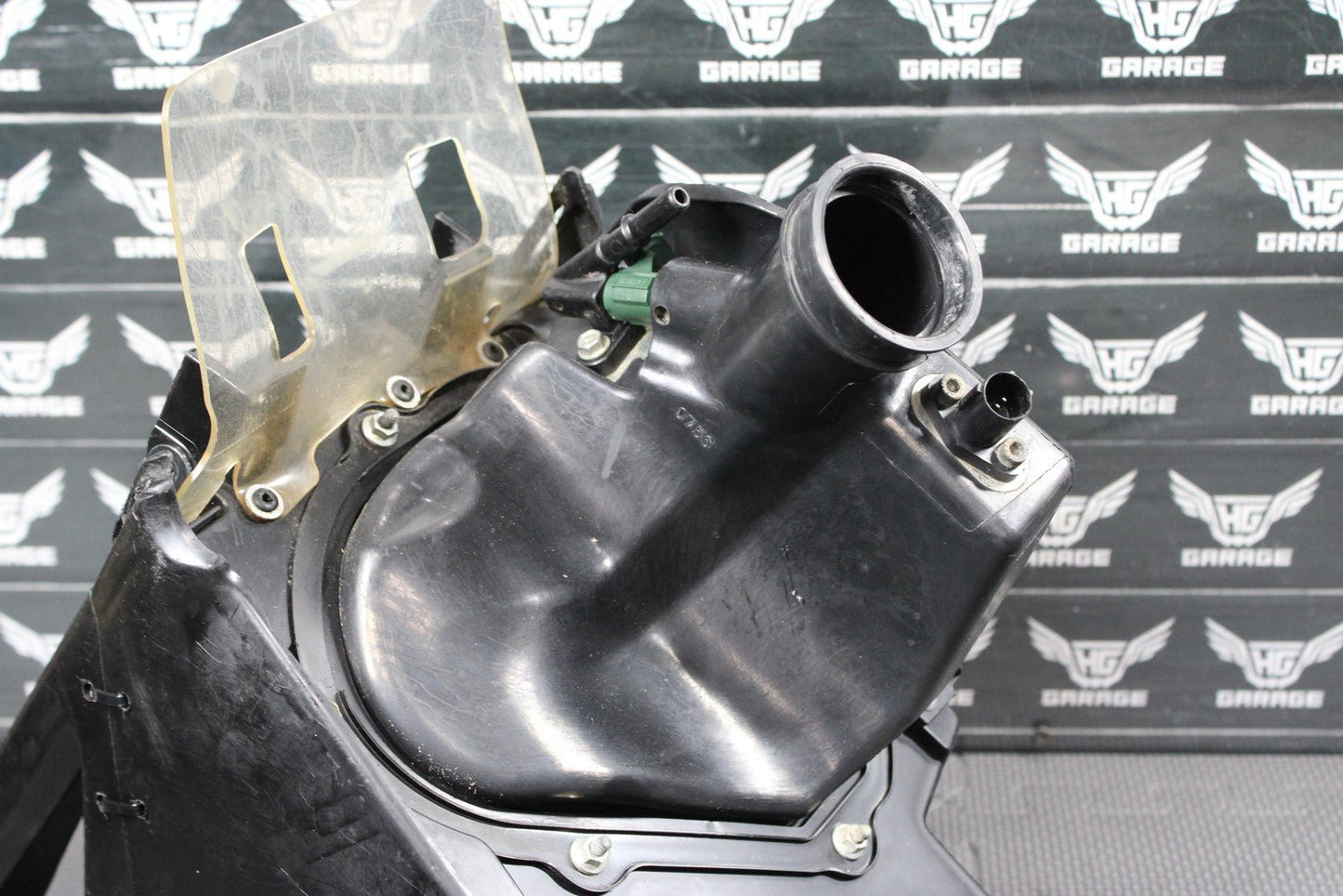 2014 KAWASAKI 13 - 16 KX250F OEM AIRBOX INTAKE AIR CLEANER CASE 59006 - 0011 - hggarage