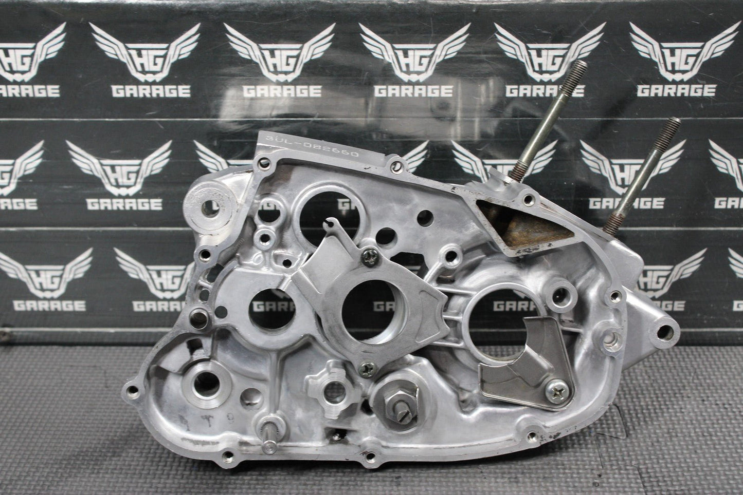 1997 YAMAHA RT100 OEM RIGHT ENGINE MOTOR CRANKCASE CRANK CASE BLOCK - hggarage
