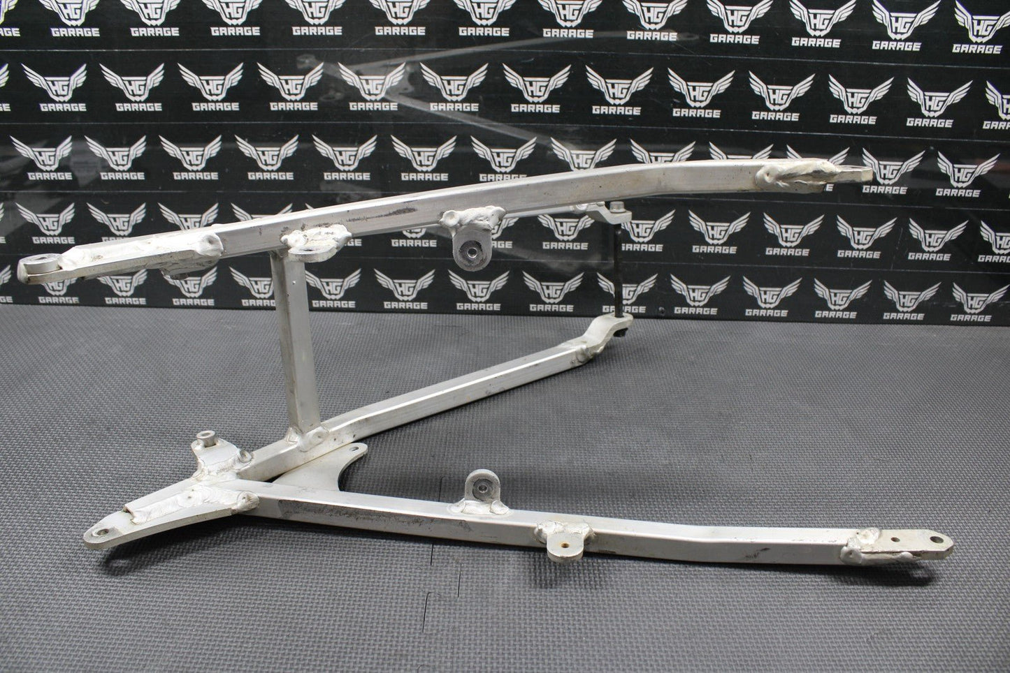 1998 SUZUKI 96 - 00 RM125 RM250 OEM REAR BACK SUB FRAME SUBFRAME RAIL 41200 - 36E00 - hggarage
