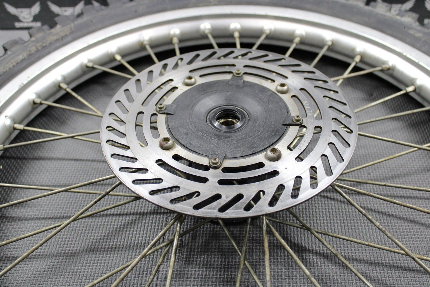 1988 HONDA CR125R CR250R CR500R OEM 21" FRONT WHEEL RIM HUB TIRE 446A5 - KS6 - 830 - hggarage