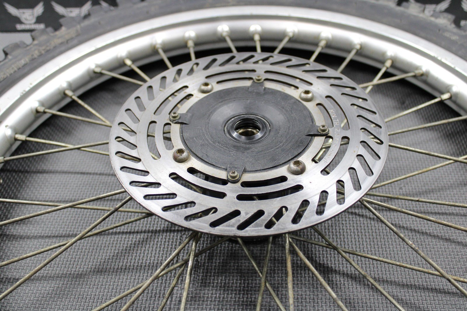 1988 HONDA CR125R CR250R CR500R OEM 21" FRONT WHEEL RIM HUB TIRE 446A5 - KS6 - 830 - hggarage