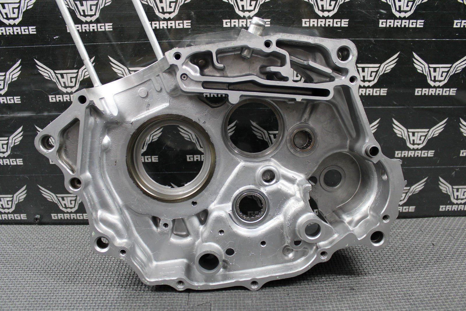 1999 93 - 02 HONDA XR200R OEM RIGHT ENGINE MOTOR CRANKCASE CRANK CASE 11100 - KT0 - 68 - hggarage