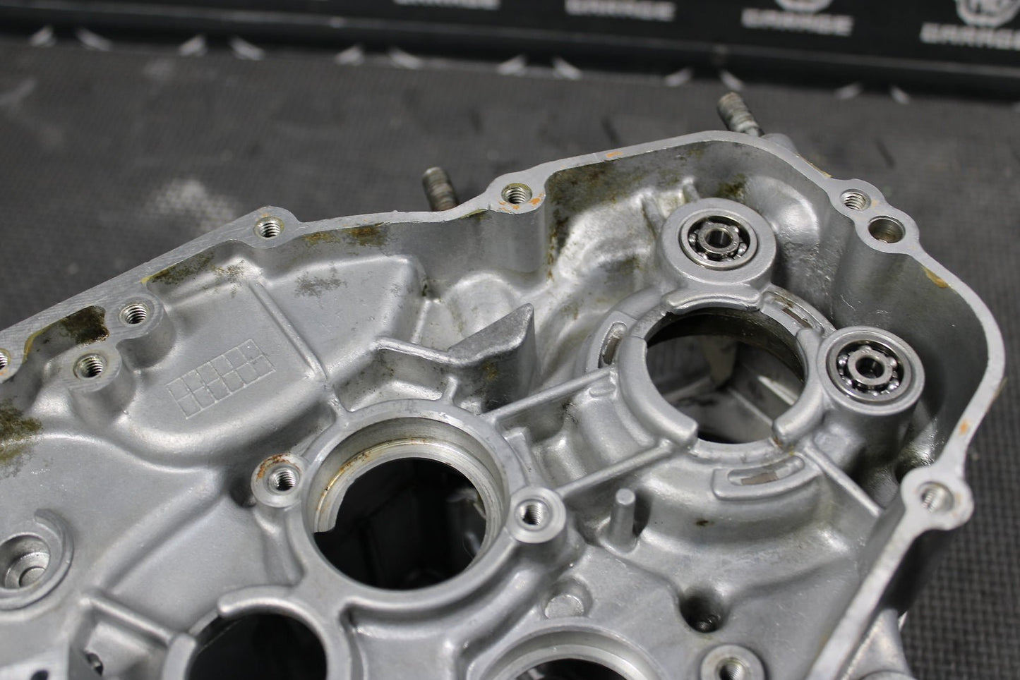 2001 KAWASAKI 01 - 05 KX100 KX85 OEM LEFT RIGHT ENGINE MOTOR CRANKCASE CRANK CASES - hggarage