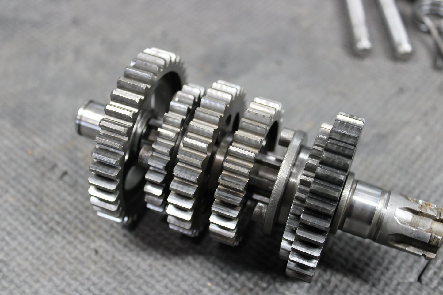 2000 Kawasaki KX65 OEM Engine Transmission Tranny Assembly Gears - hggarage