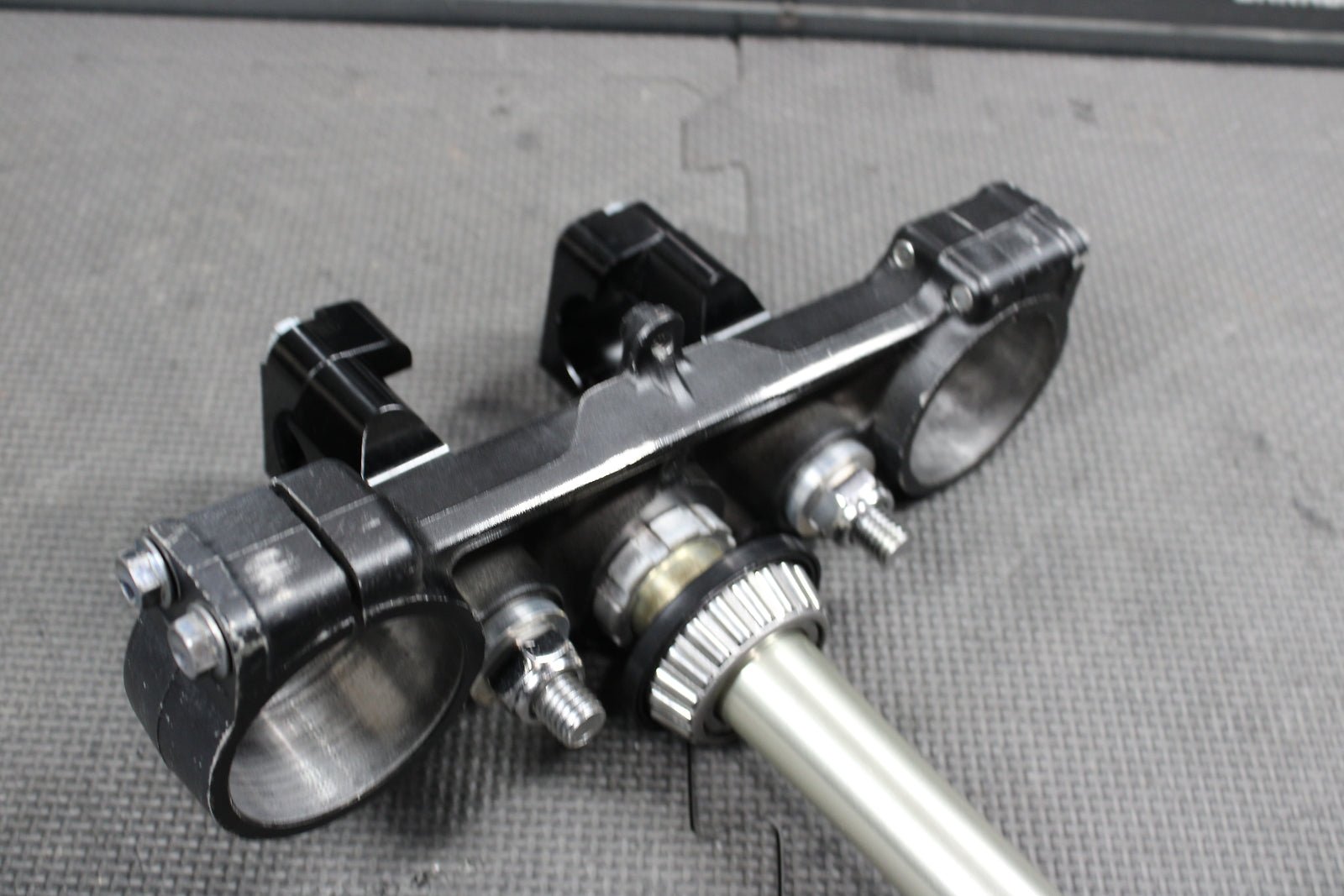 2009 Kawasaki KX250F OEM Front Forks Lower Upper Triple Tree Stem Clamp - hggarage