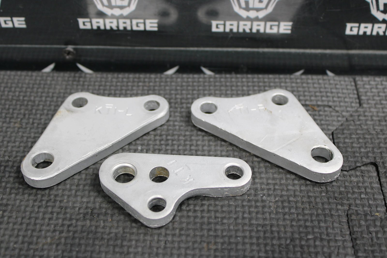 1990 Honda XR250L XR250R OEM Engine Motor Mount Stay Brackets 50139 - KT1 - hggarage