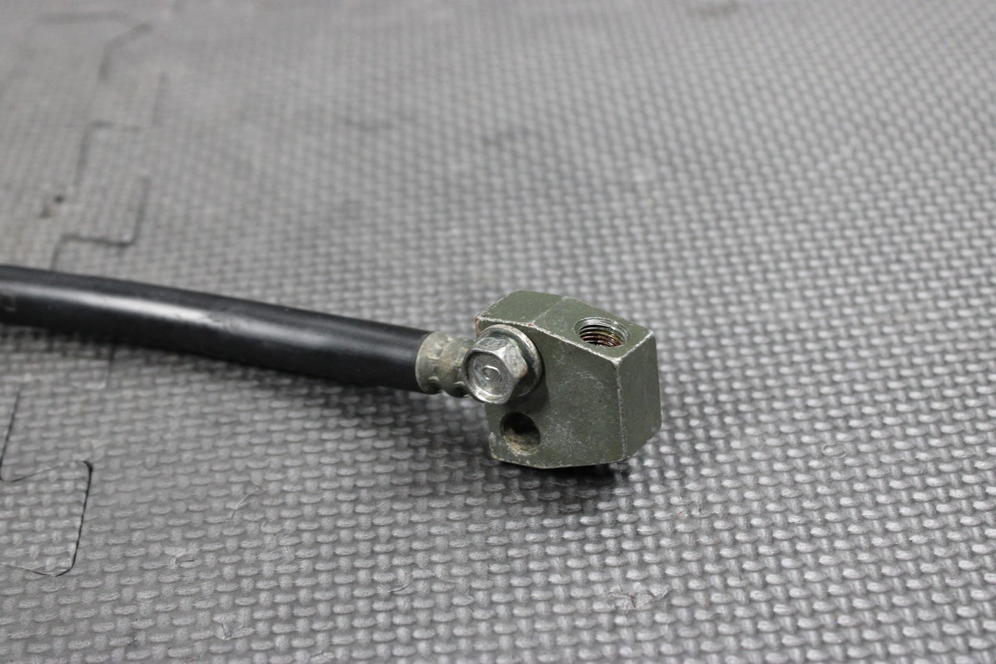 1991 YAMAHA BANSHEE 350 87 - 94 OEM FRONT BRAKE MASTER CYLINDER W HARDLINES GOOD! - hggarage