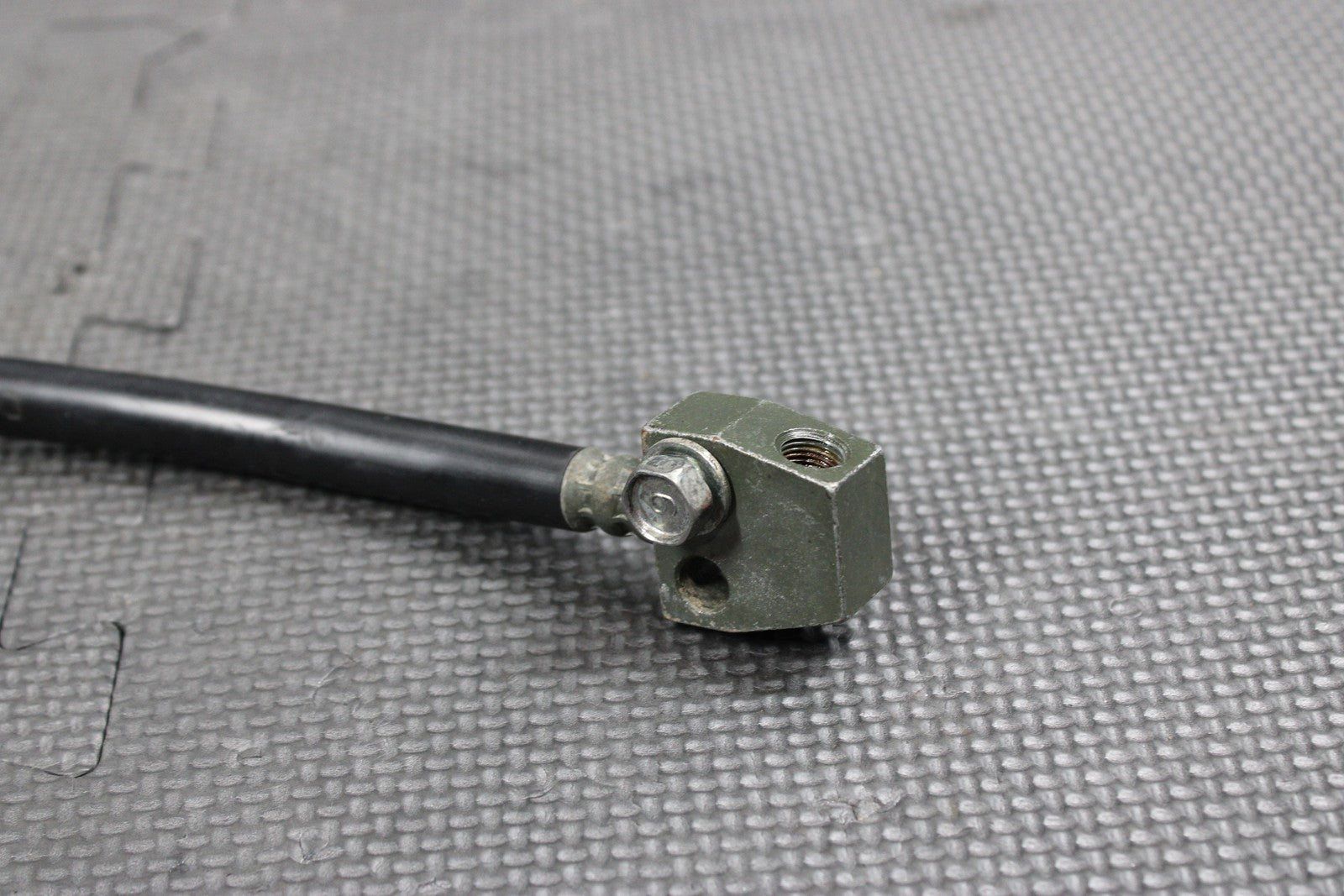 1991 YAMAHA BANSHEE 350 87 - 94 OEM FRONT BRAKE MASTER CYLINDER W HARDLINES GOOD! - hggarage