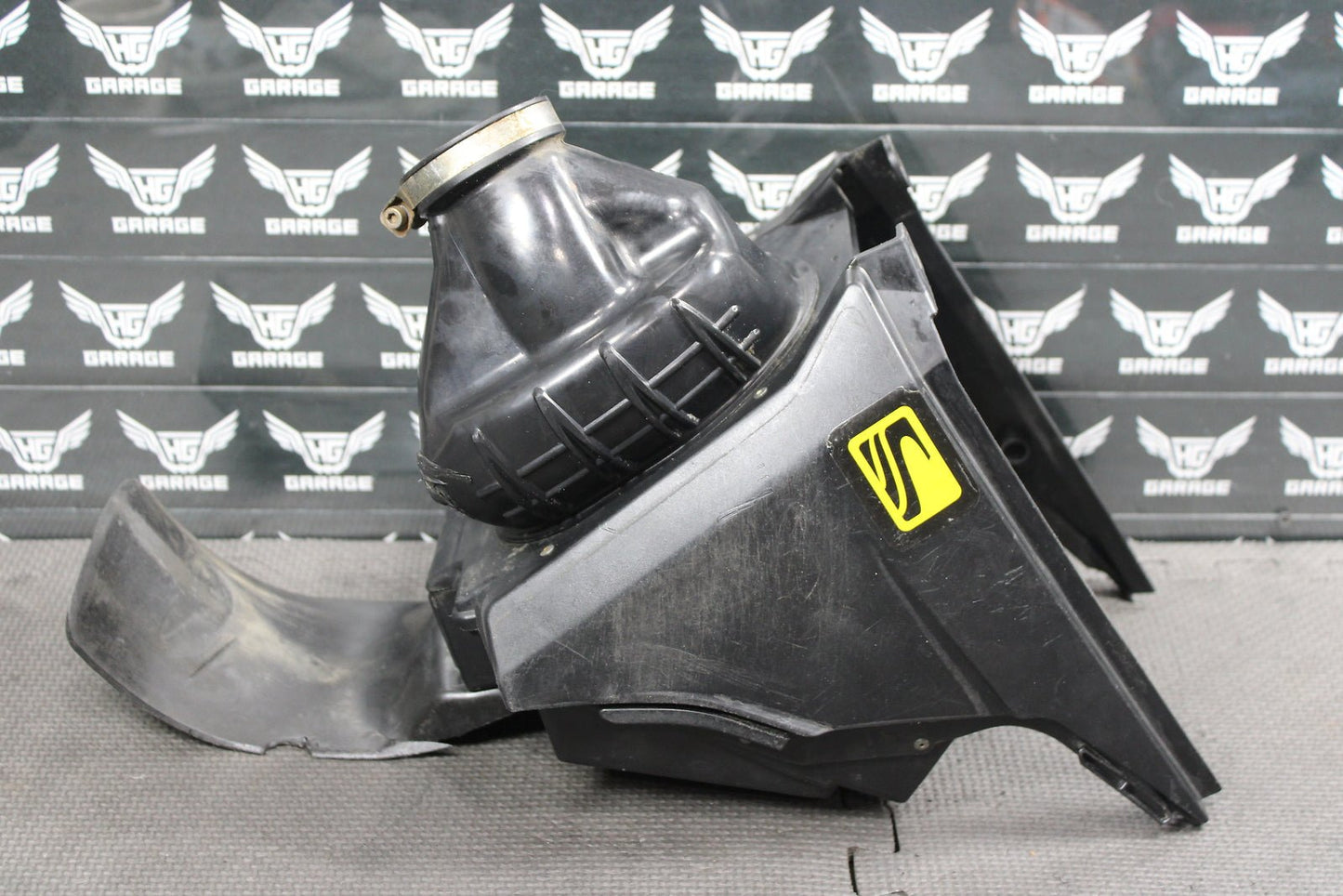 2008 YAMAHA YZ450F OEM AIRBOX INTAKE AIR CLEANER CASE LOUD MOUTH INTAKE BILLET - hggarage