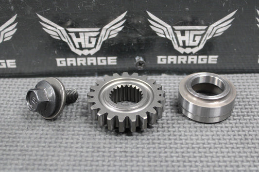 2003 HONDA CR250R OEM ENGINE PRIMARY DRIVE MAIN GEAR COLLAR BOLT 13615 - KS7 - 000 - hggarage