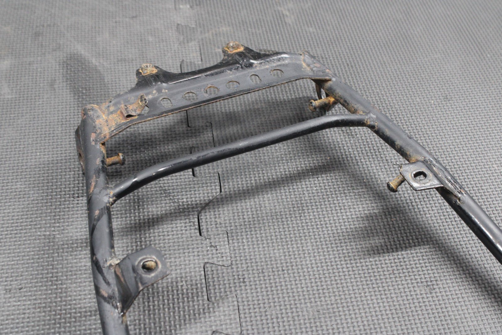 1987 87 - 93 YAMAHA TW200 OEM REAR BACK SUB FRAME SUBFRAME FENDER SUPPORT TAILIGHT - hggarage