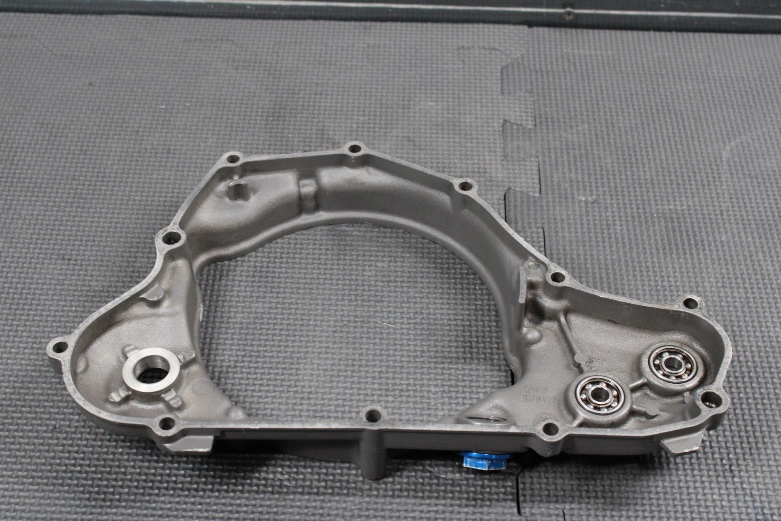 2000 SUZUKI RM125 98 - 00 OEM RIGHT SIDEENGINE MOTOR INNER CLUTCH COVER 11341 - 36E1 - hggarage