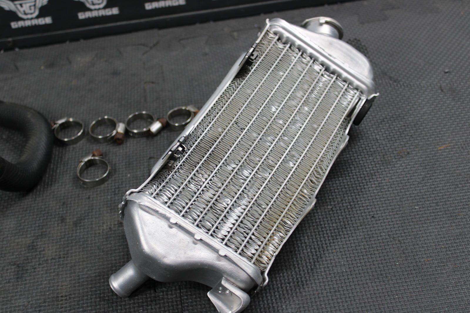 2001 KAWASAKI KX80 KX85 OEM ENGINE MOTOR COOLING COOLER RADIATOR 39061 - 124 - hggarage