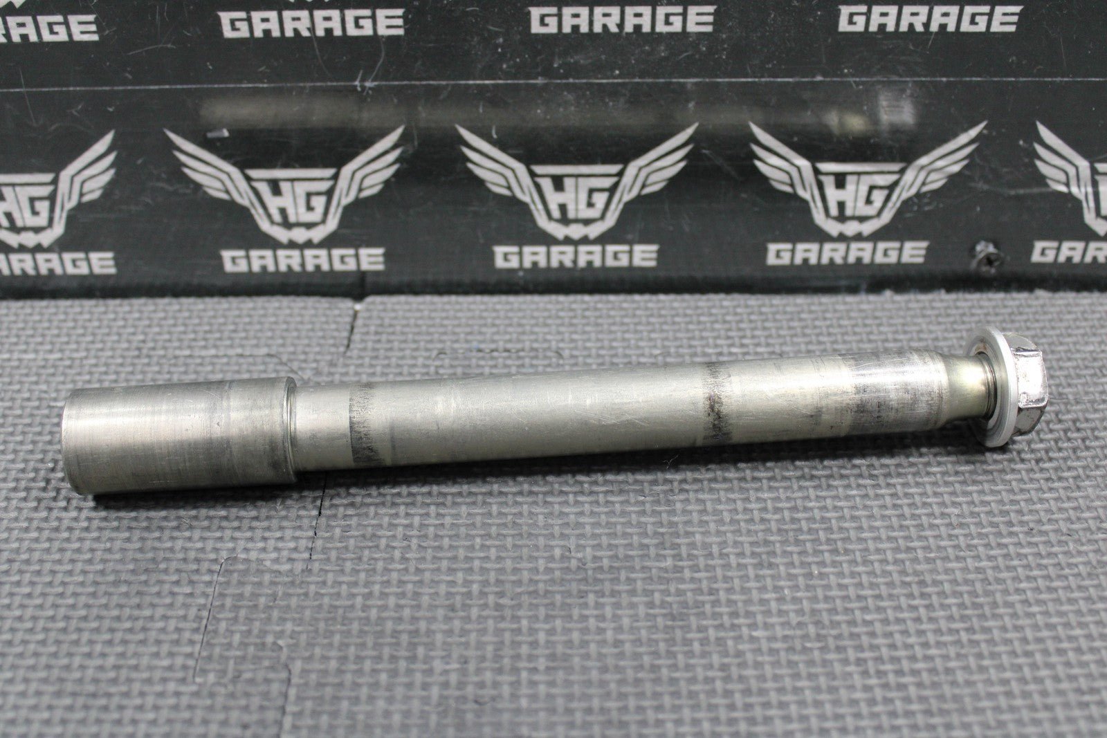 2013 HONDA CRF250R OEM FRONT WHEEL RIM AXLE PIVOT BOLT NUT 44301 - MEN - 000 - hggarage