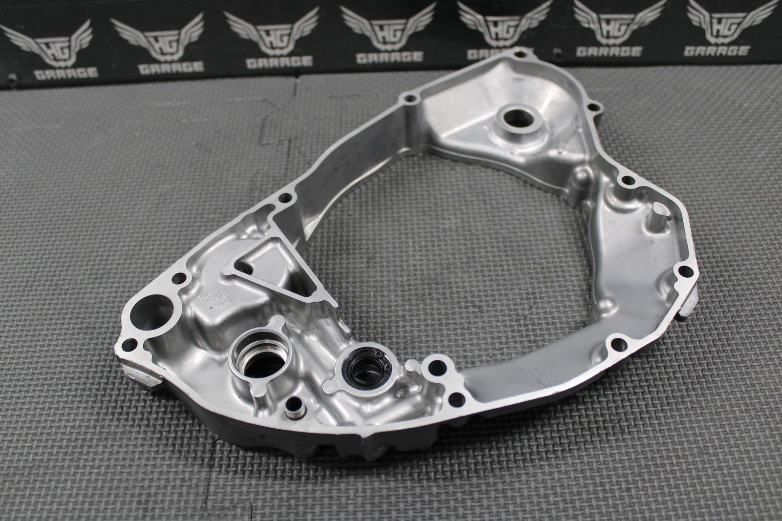 2007 04 - 08 KAWASAKI KX250F OEM RIGHT CASE INNER CLUTCH COVER 14032 - 0057 GOOD! - hggarage