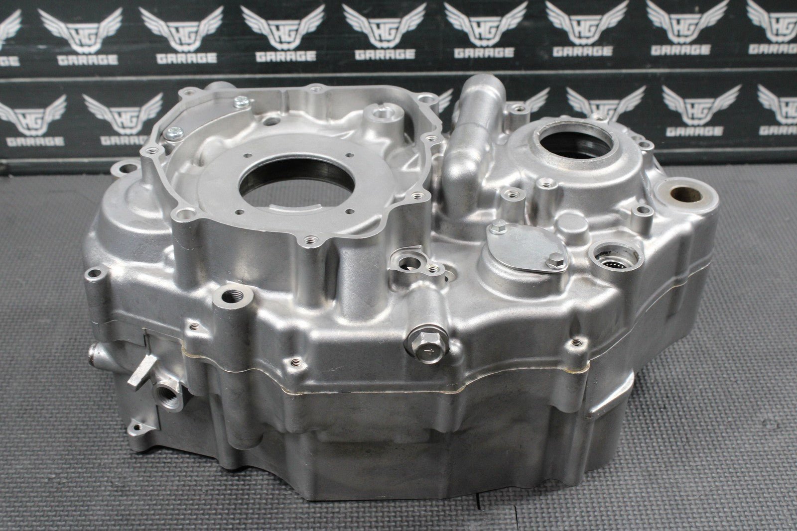 2000 SUZUKI DRZ400 OEM LEFT RIGHT ENGINE MOTOR CRANKCASE CASES HALFS BLOCK GOOD! - hggarage