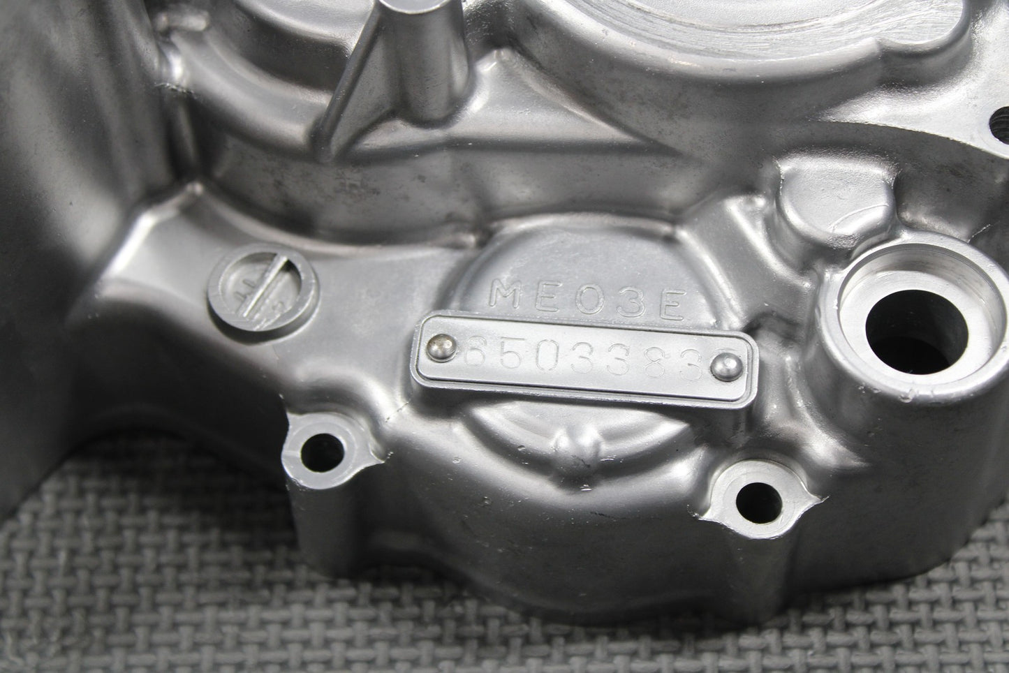 2003 HONDA CR250R OEM LEFT ENGINE CRANKCASE CRANK CASE BLOCK 04922 - KZ3 - L31 NICE! - hggarage