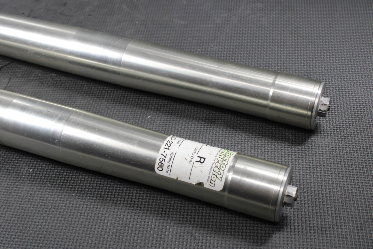 2002 YAMAHA YZ250 OEM RIGHT LEFT FRONT SUSPENSION FORKS SHOCKS 5NX - 23102 - 00 - 00 - hggarage